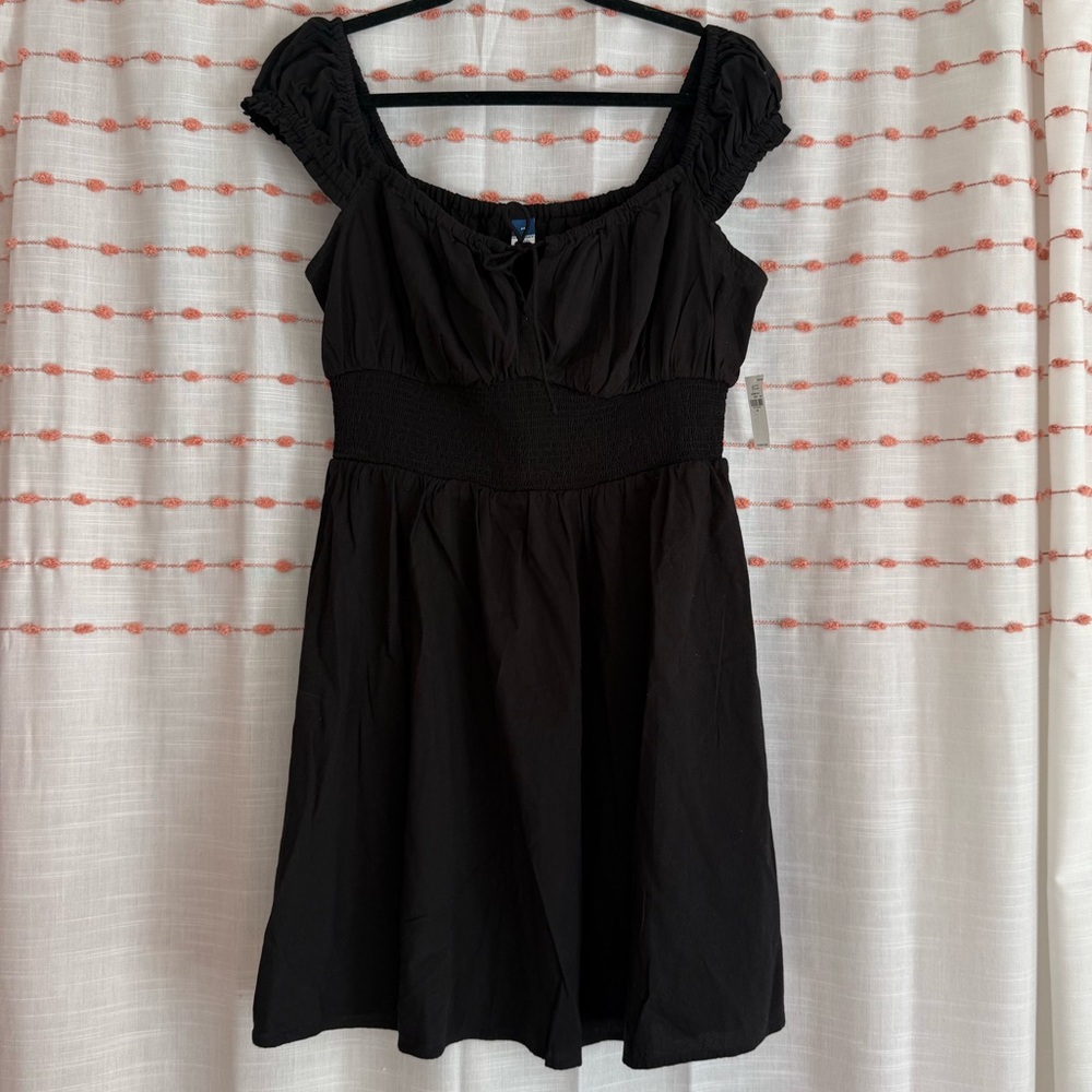 Old Navy Waist Defined Mini Dress - NWT! - Picture 3 of 4